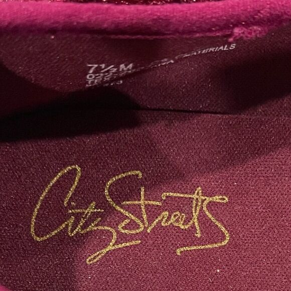 City Street’s Lightweight Velvet Flats  - Picture 7 of 9